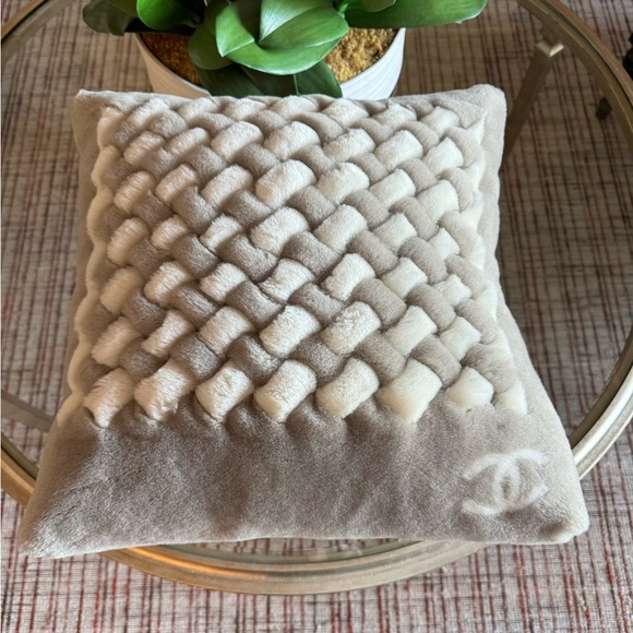 AUTHENTIC CHANEL Accent Throw Pillow - Picture 7 of 8